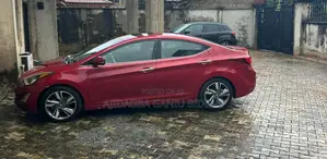 Hyundai Elantra 2015 Red