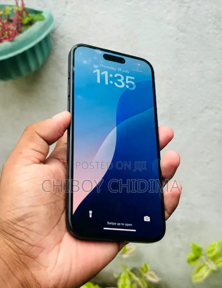 Apple iPhone 15 256 GB Black