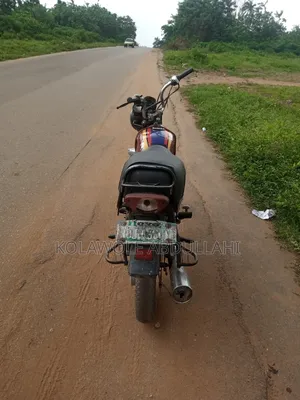 Bajaj Boxer 2020 Red