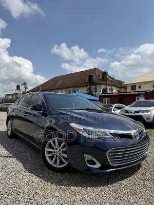 Toyota Avalon XLE 4dr Sedan (3.5L 6cyl 6A) 2015 Blue