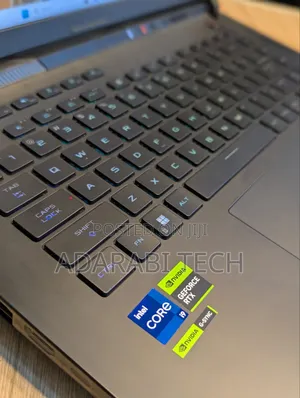 Laptop Asus ROG Zephyrus G16 32GB Intel Core i9 SSD 1T