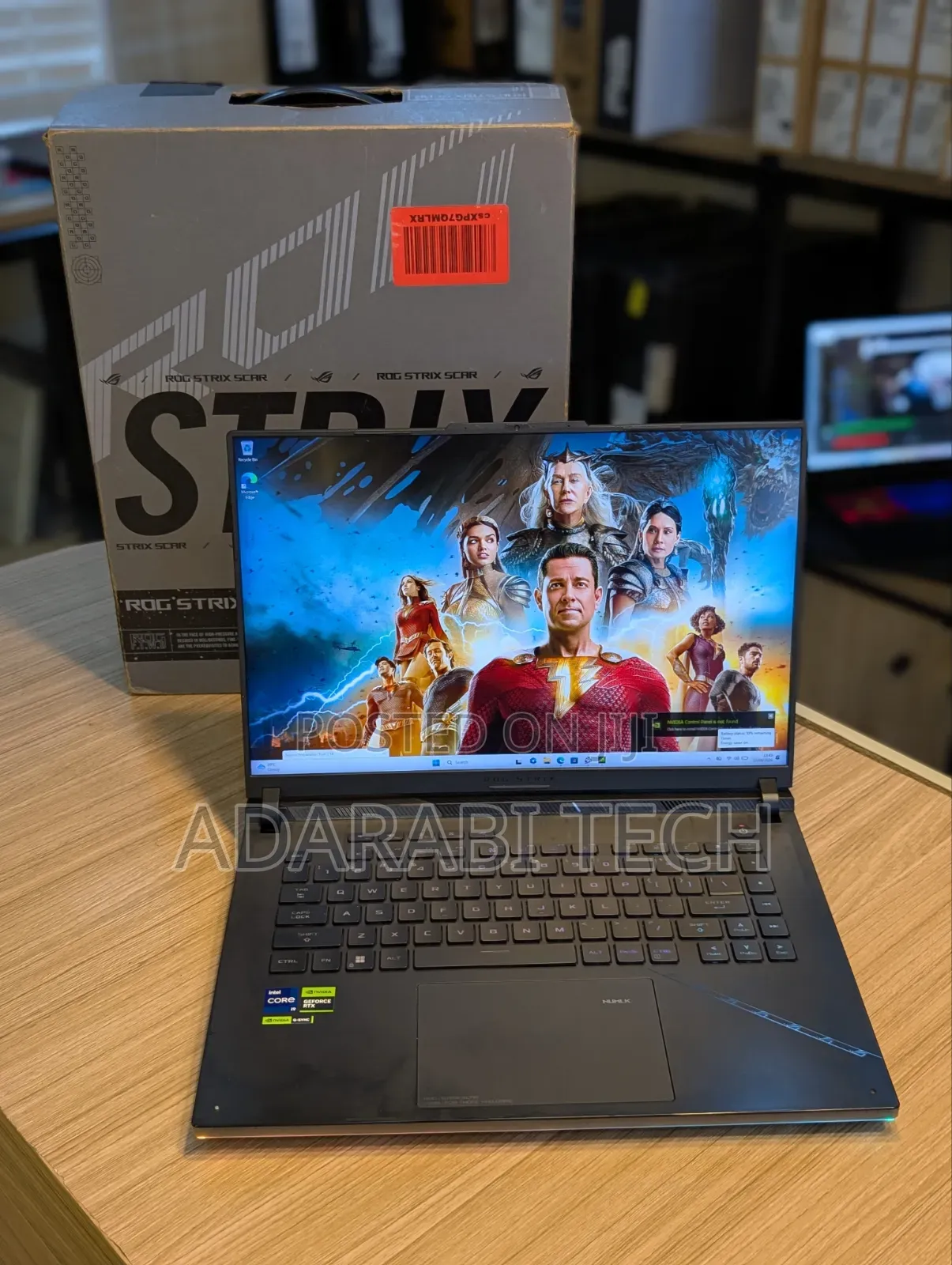 Laptop Asus ROG Zephyrus G16 32GB Intel Core i9 SSD 1T