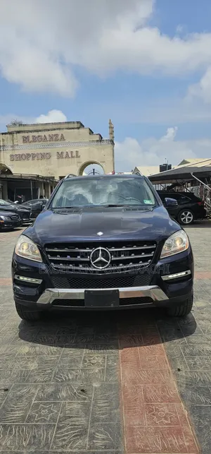 Mercedes-Benz M Class 2012 Blue