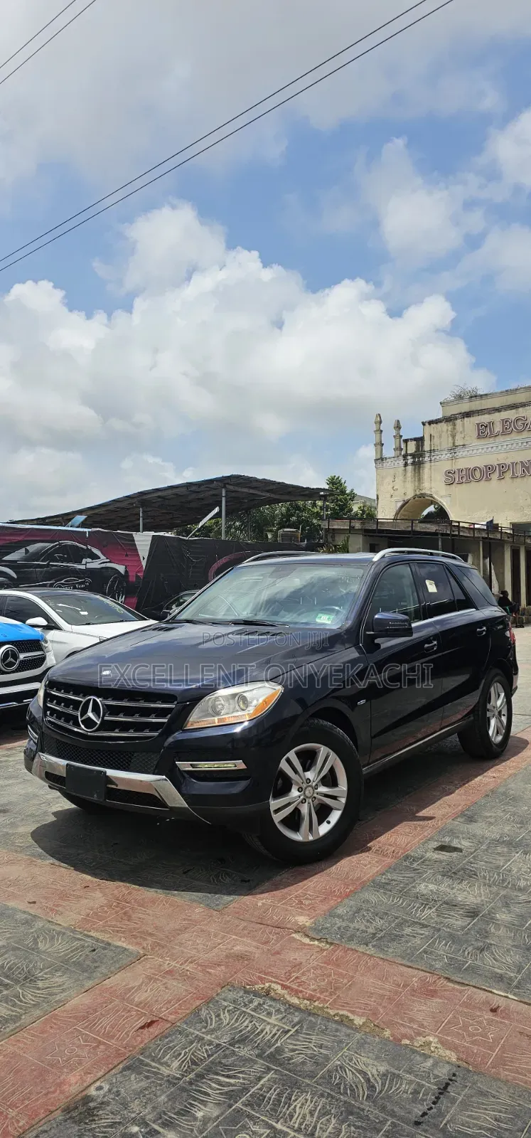 Mercedes-Benz M Class 2012 Blue