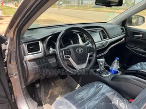 Toyota Highlander 2016 Gray