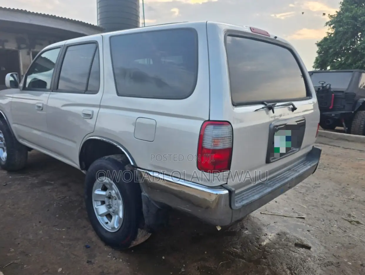 Toyota 4-Runner 2002 Gray