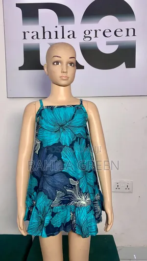 Lareign Clothes