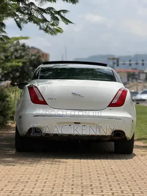 Jaguar XF 2011 White