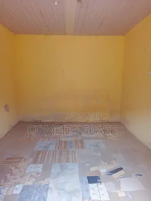 Commercial Shop Space in a Busy Location – Ovbiogie, Benin City