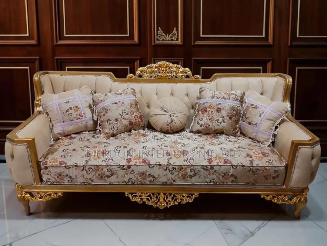 High Quality Sofa by 7 Seater