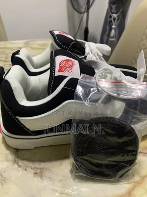 Vans Sneakers