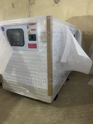 400KVA Perkins Soundproof Generator