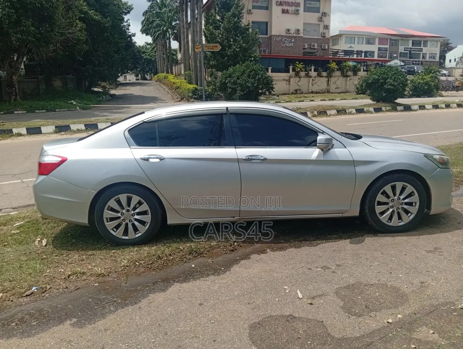 Honda Accord 2013 Silver