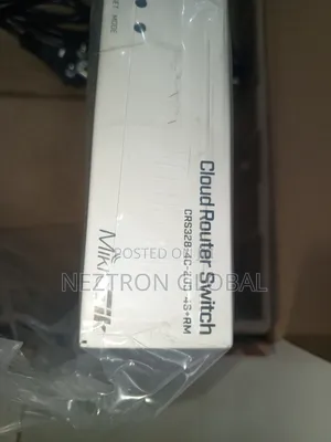 Mikrotik CRS328-4C-20S-4S-+RM