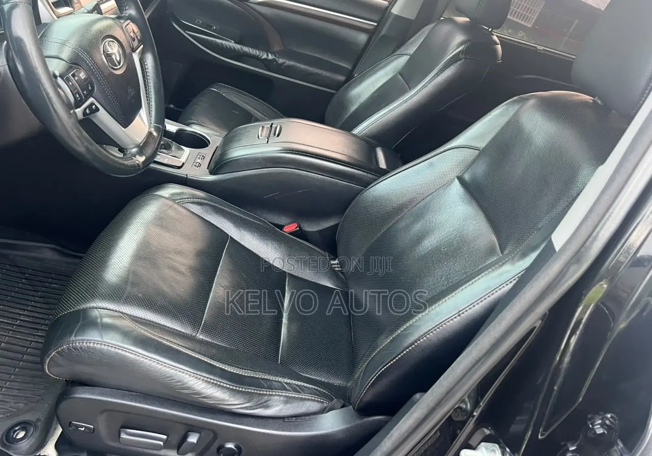 Toyota Highlander 2016 Black