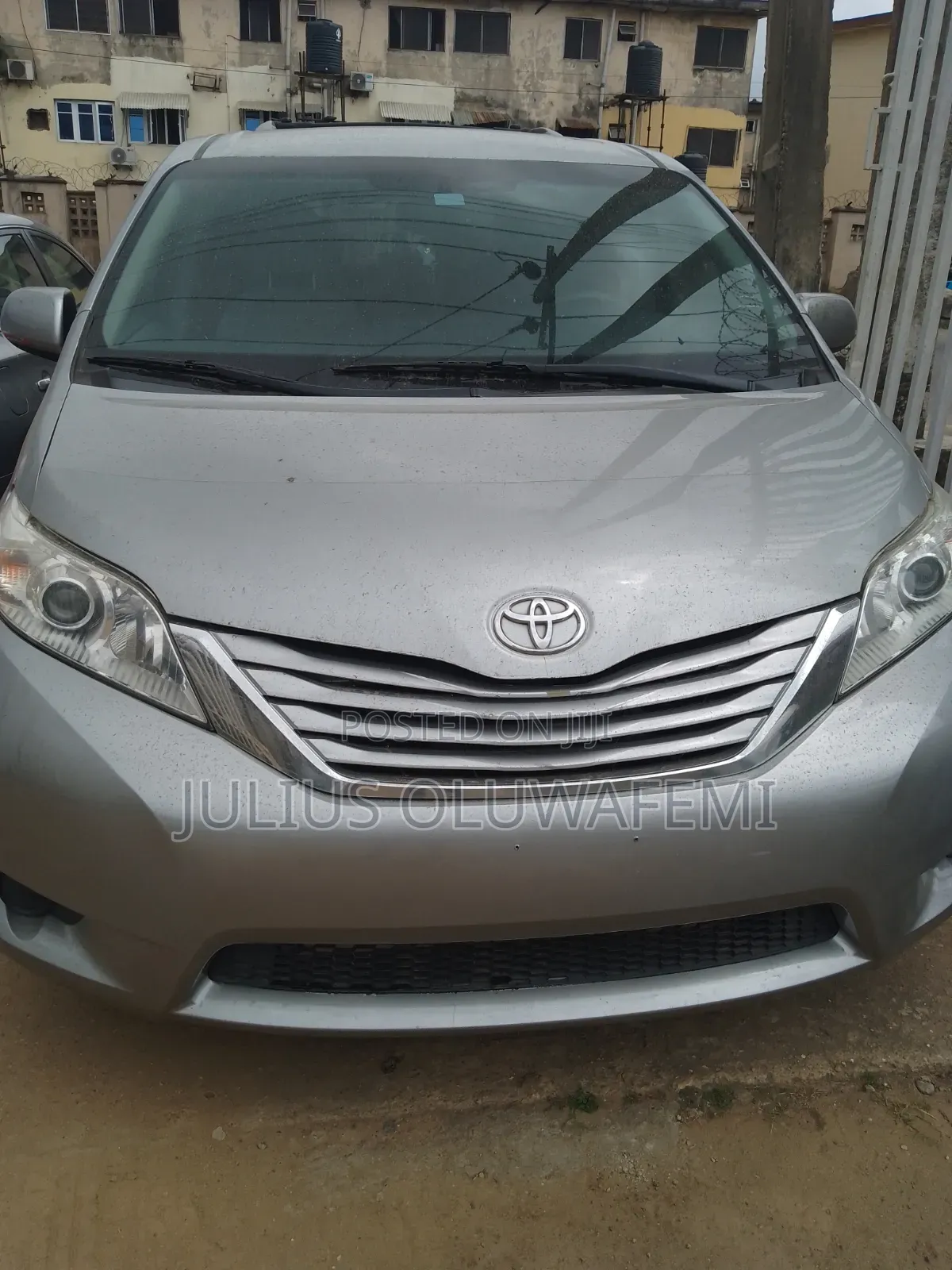 Toyota Sienna 2017 Silver