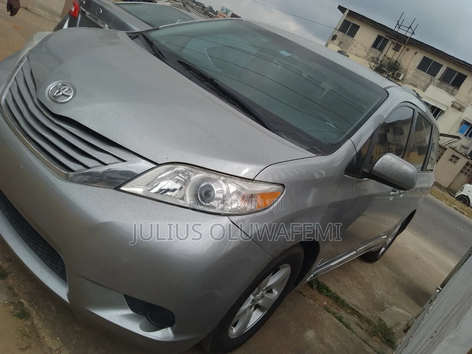 Toyota Sienna 2017 Silver