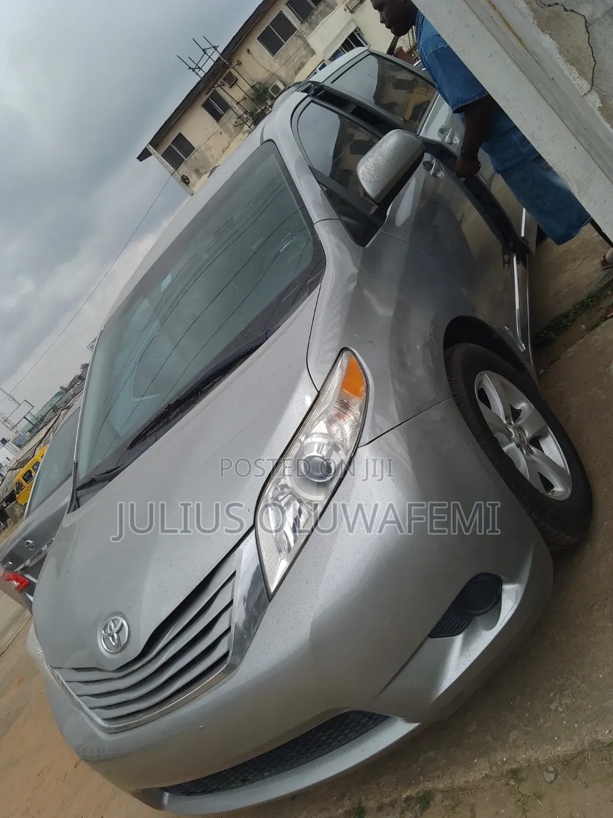 Toyota Sienna 2017 Silver