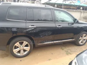 Toyota Highlander 2012 Black