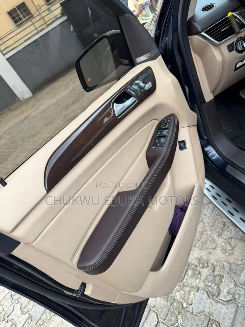 Mercedes-Benz GLE-Class 2016 Blue