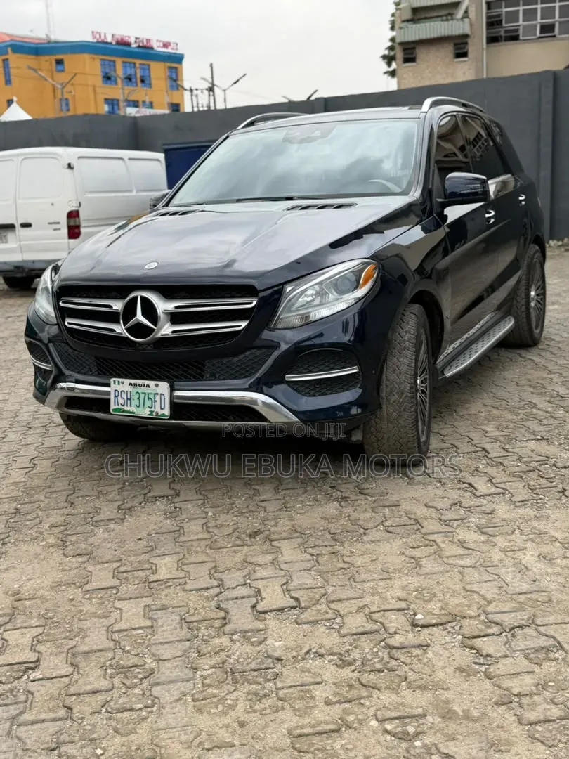 Mercedes-Benz GLE-Class 2016 Blue