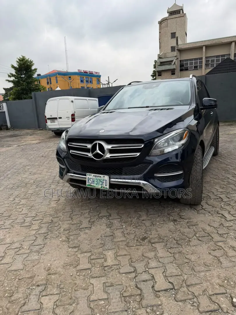 Mercedes-Benz GLE-Class 2016 Blue