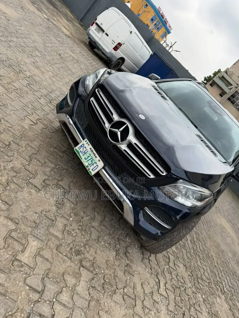 Mercedes-Benz GLE-Class 2016 Blue