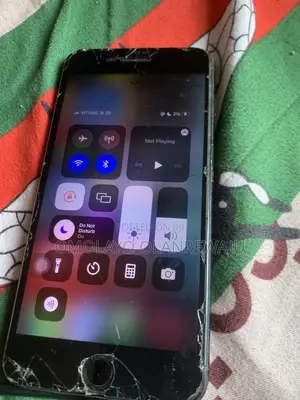 Apple iPhone 7 Plus 32 GB Black