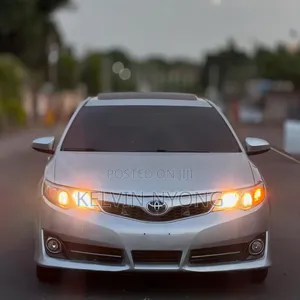 Toyota Camry 2013 Silver