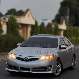 Toyota Camry 2013 Silver