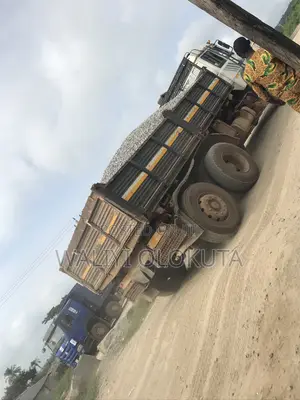Full 20 Tons of Granite