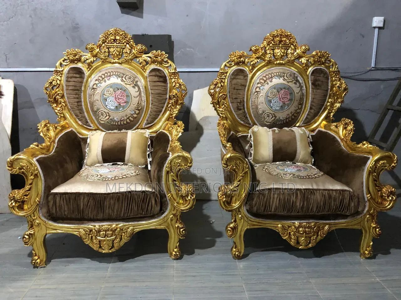 By 7 Seater Sofa Made With Quality Materials