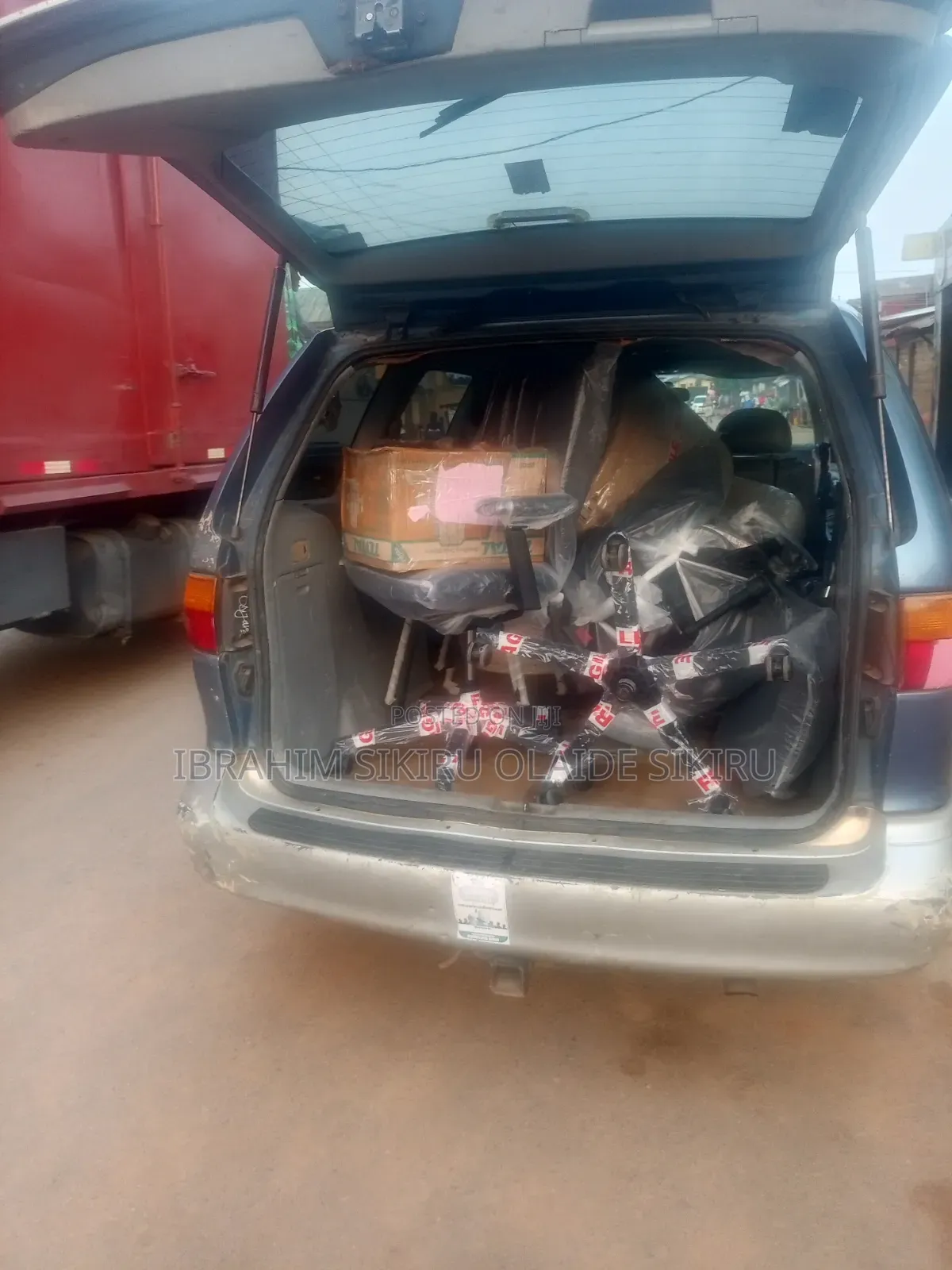 Toyota HiAce 2000 Blue