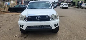 Toyota Tacoma 2015 White