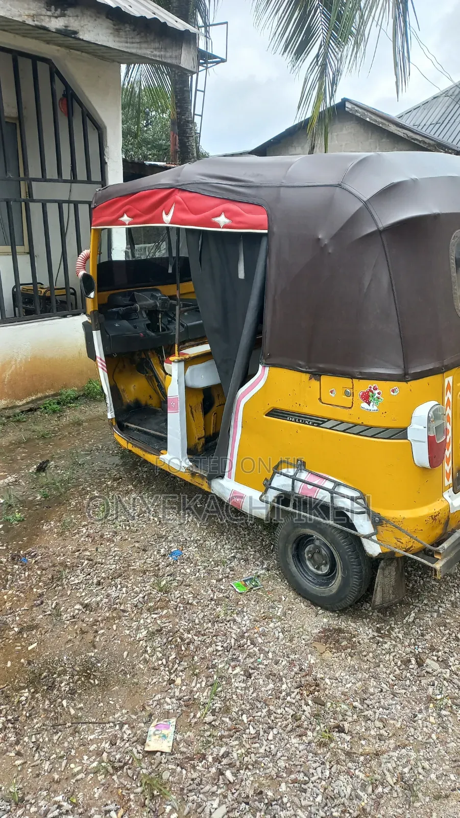 TVS King Deluxe Plus iTouch Start 2022 Yellow