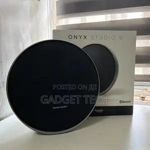 Onyx Studio 9