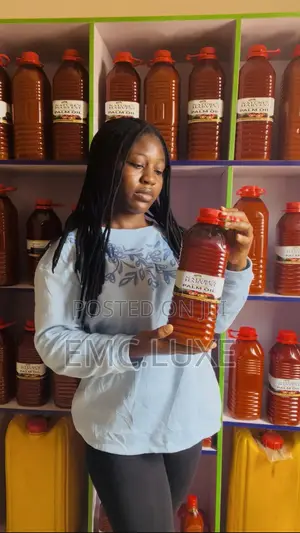 2L Palm Oil (Premium and Quality )