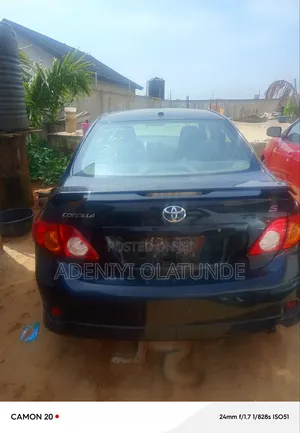 Toyota Corolla 2009 Black