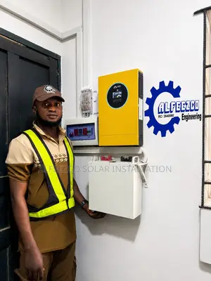 No 1 Solar Installation Engineer