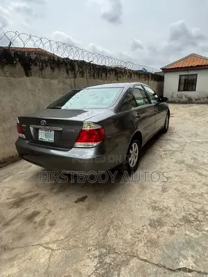 Toyota Camry 2006 Gray