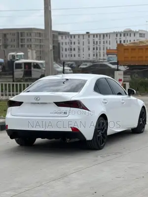Lexus IS 250 4WD 2014 White