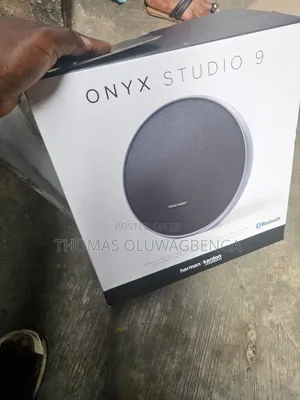 Onyx Studio 9