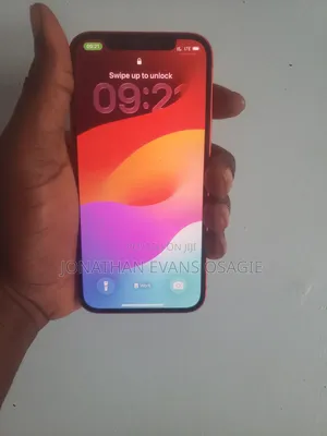 Apple iPhone 12 64 GB Red