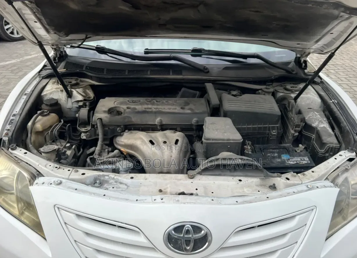 Toyota Camry 2010 White