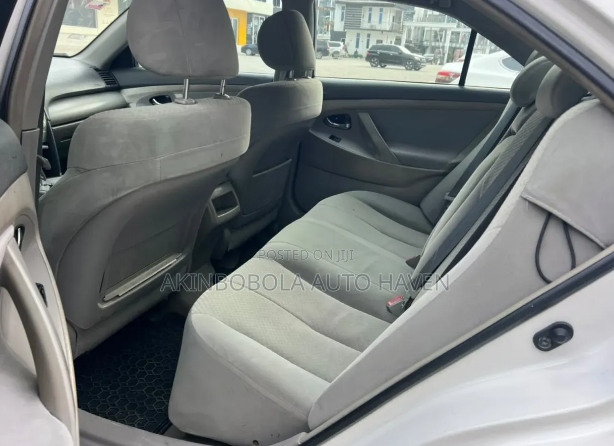 Toyota Camry 2010 White
