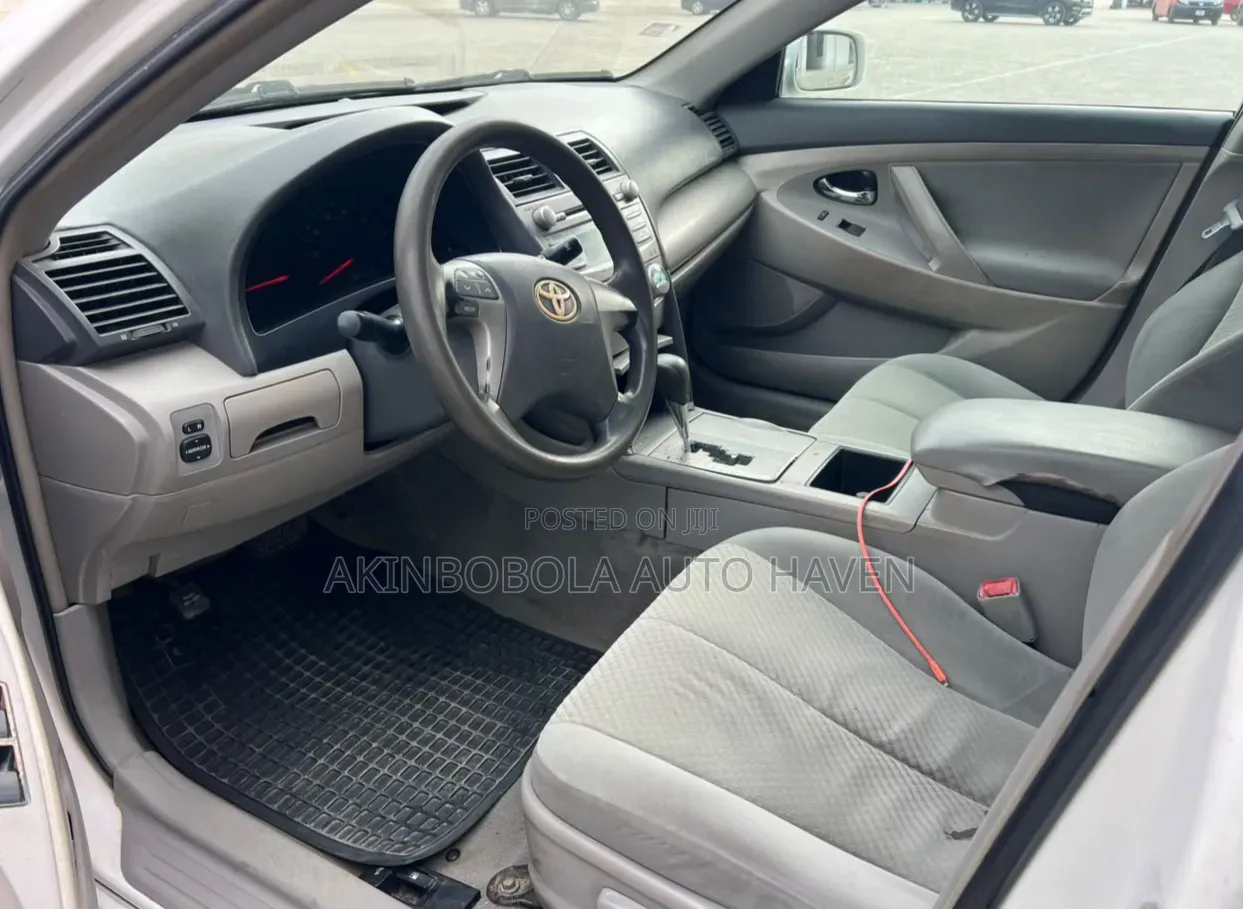 Toyota Camry 2010 White