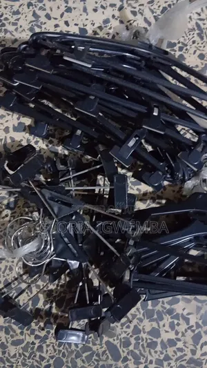 Clothe Hangers and Maniquin Hangers