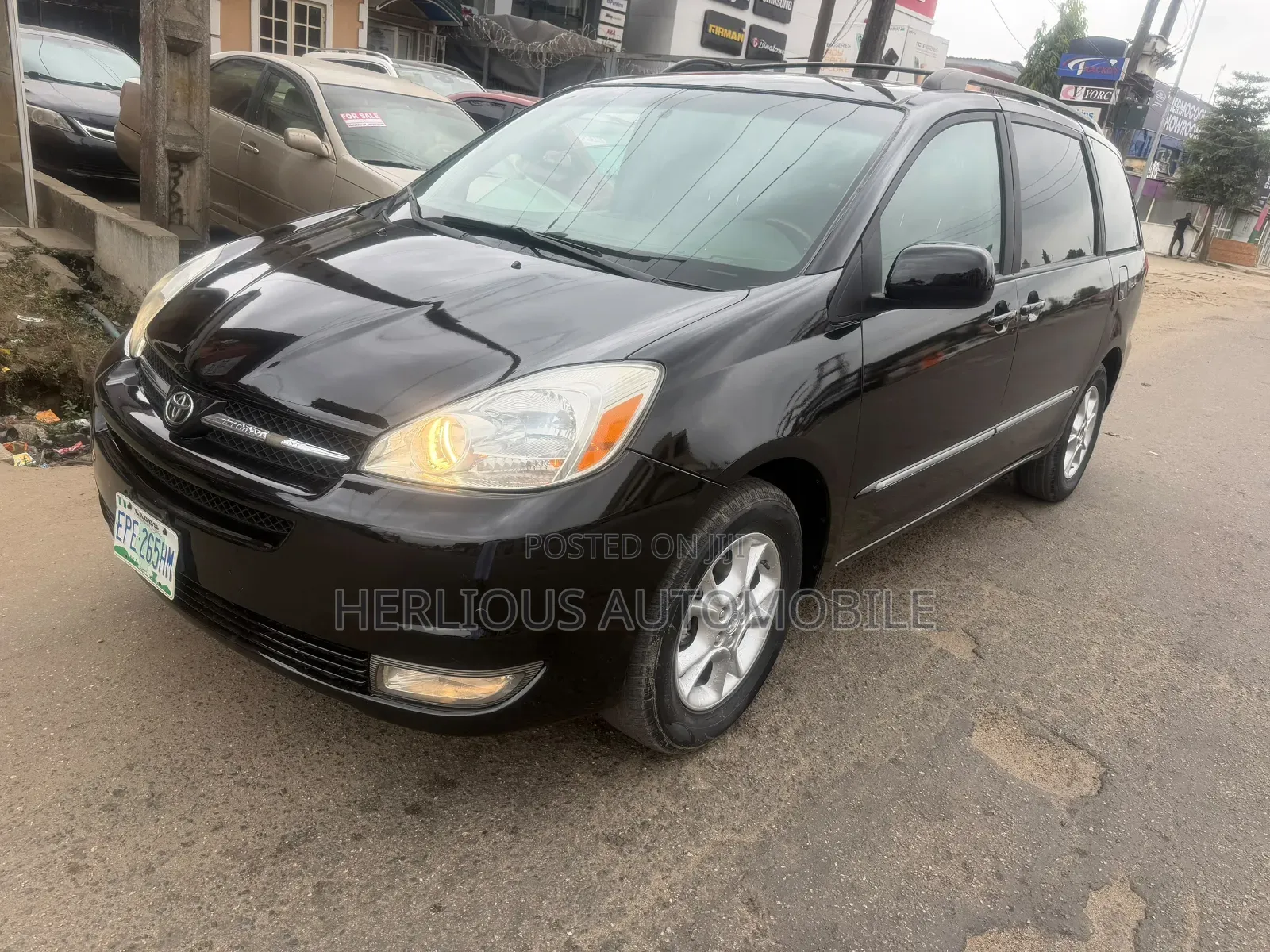 Toyota Sienna 2005 Black