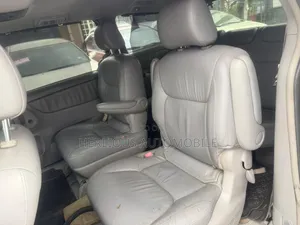 Toyota Sienna 2005 Black