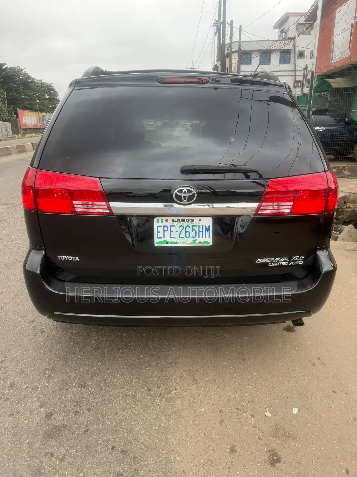 Toyota Sienna 2005 Black